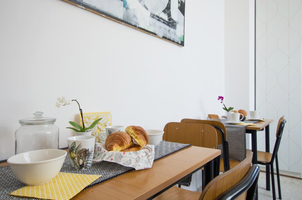 Cappuccino Hotel Рим Екстериор снимка