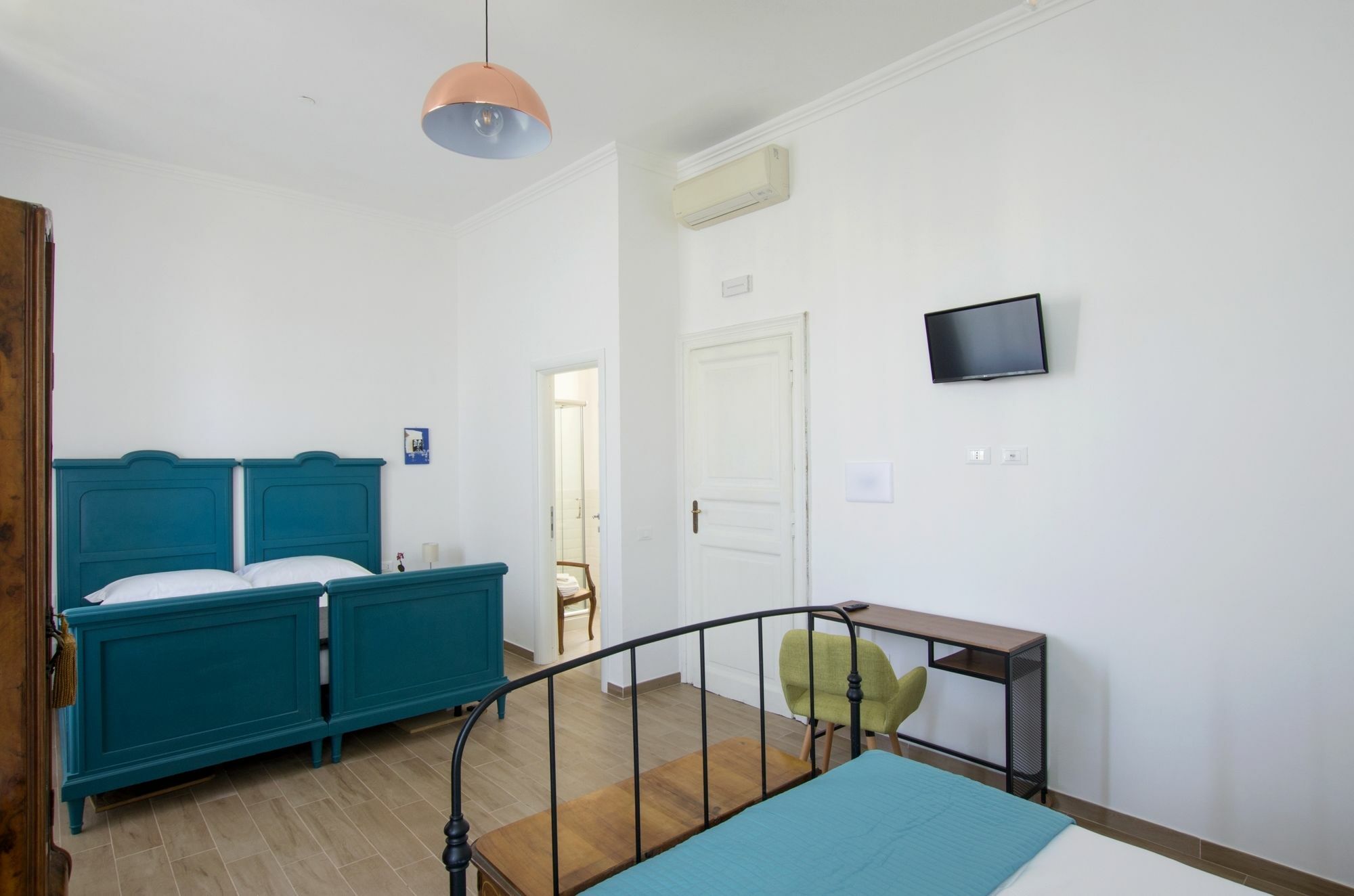 Cappuccino Hotel Рим Екстериор снимка